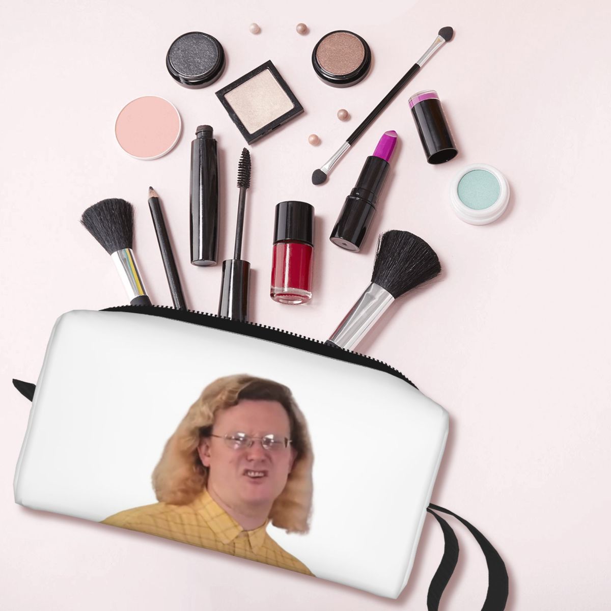 Love On The Spectrum James Sco - Beauty Love Makeup avis et prix