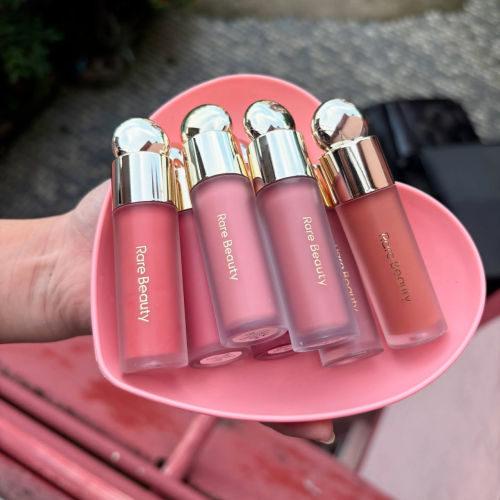 Rare Beauty Lip Gloss Liquid B - Beauty Makeup Look avis et prix